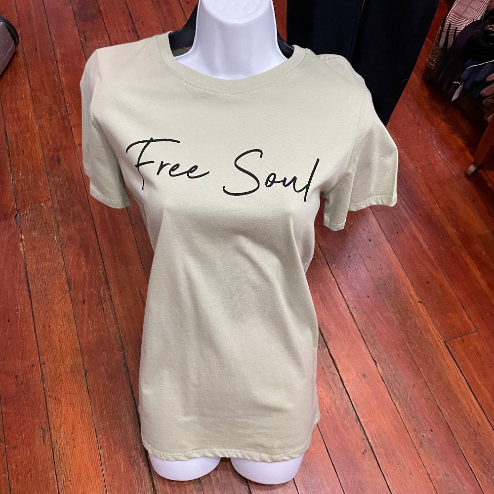 Tres Bien t-shirt